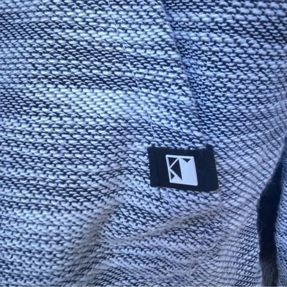 Dikotomy Pullover Hoodie Size M Melting Mushroom Navy & White - Picture 5 of 10